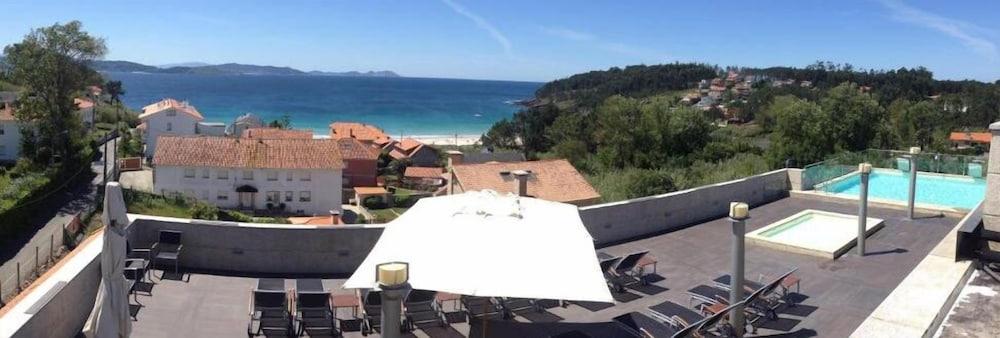 Royal Nayef Hotel Portonovo Kültér fotó