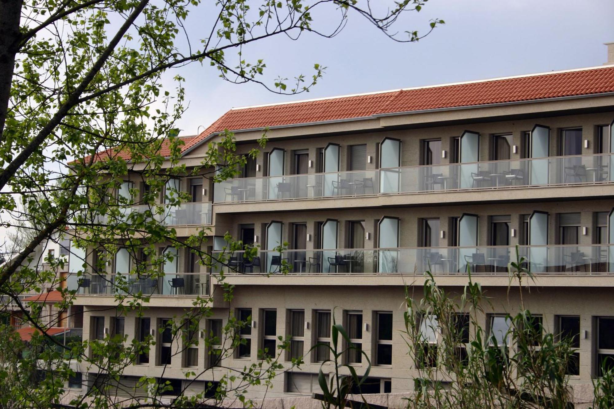 Royal Nayef Hotel Portonovo Kültér fotó