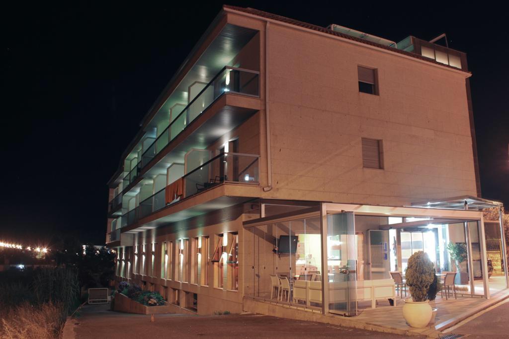 Royal Nayef Hotel Portonovo Kültér fotó