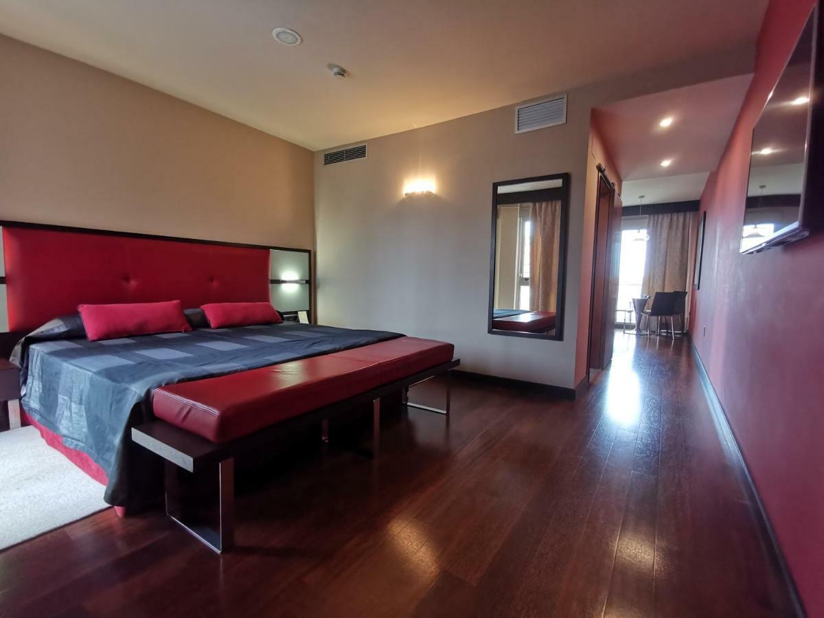 Royal Nayef Hotel Portonovo Kültér fotó